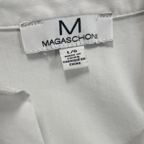 Magaschoni White Long Sleeve Blouse, size large. Gold buttons oversized top - Picture 10 of 15